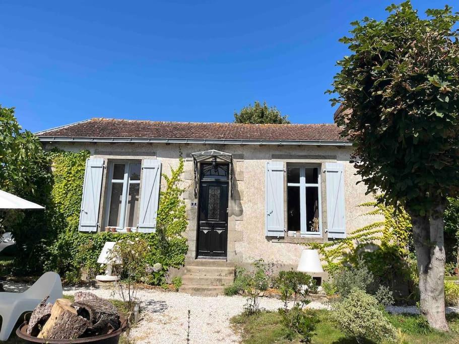 Cottage-Saint Laurent Sur Sevre מראה חיצוני תמונה