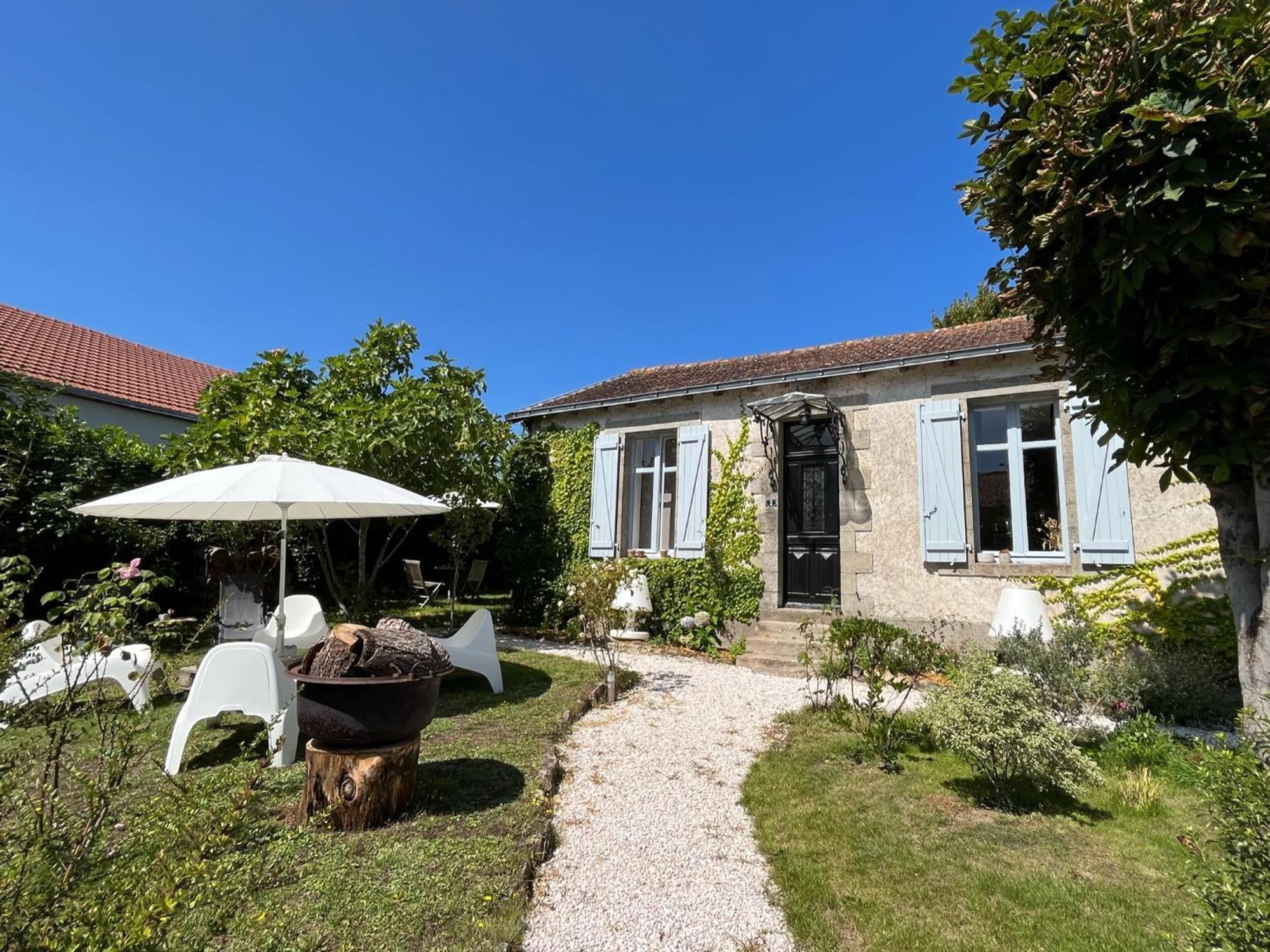 Cottage-Saint Laurent Sur Sevre מראה חיצוני תמונה
